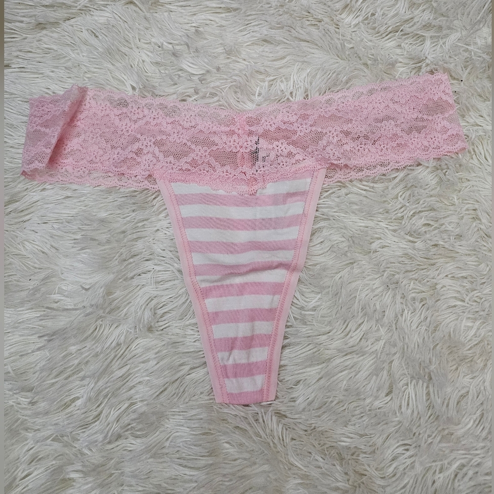 Victorias Secret Thong Panty Small